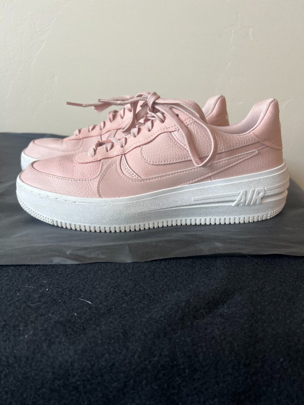 Nike Air Force 1 PLT.AF.ORM Blush Pink Sneakers Size 11